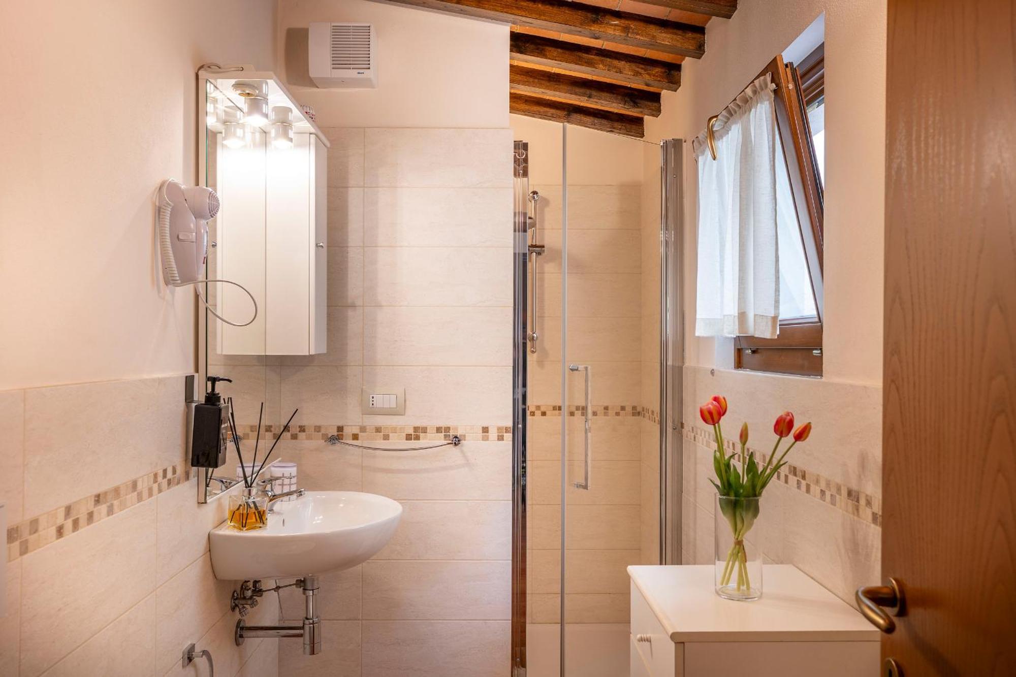 Miva Di Piu Casa Vacanza Arezzo Buitenkant foto